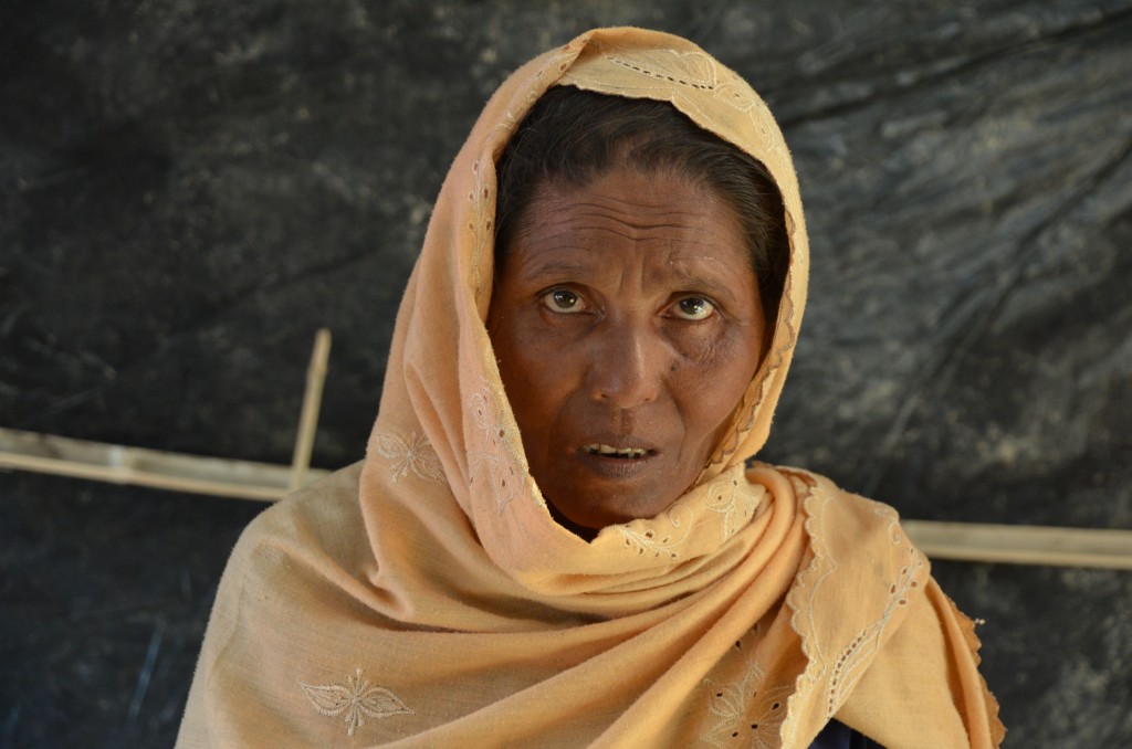 Rohingya camp woman